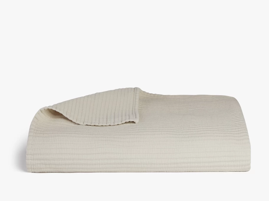 Parachute Matelasse Coverlet - Luxurious Quilted Bedspread for Elegant Bedrooms