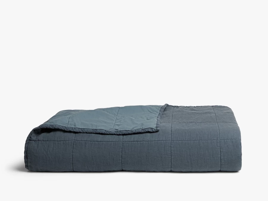 Parachute Linen Box Quilt - Breathable, Lightweight Bedding for All Seasons