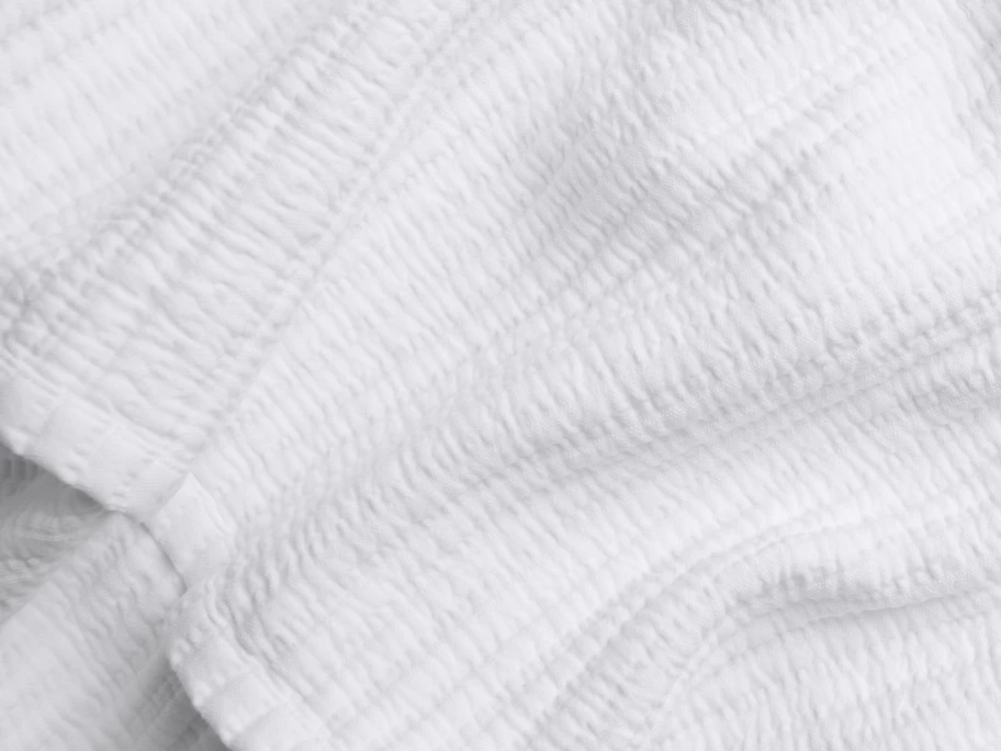Parachute Matelasse Coverlet - Luxurious Quilted Bedspread for Elegant Bedrooms
