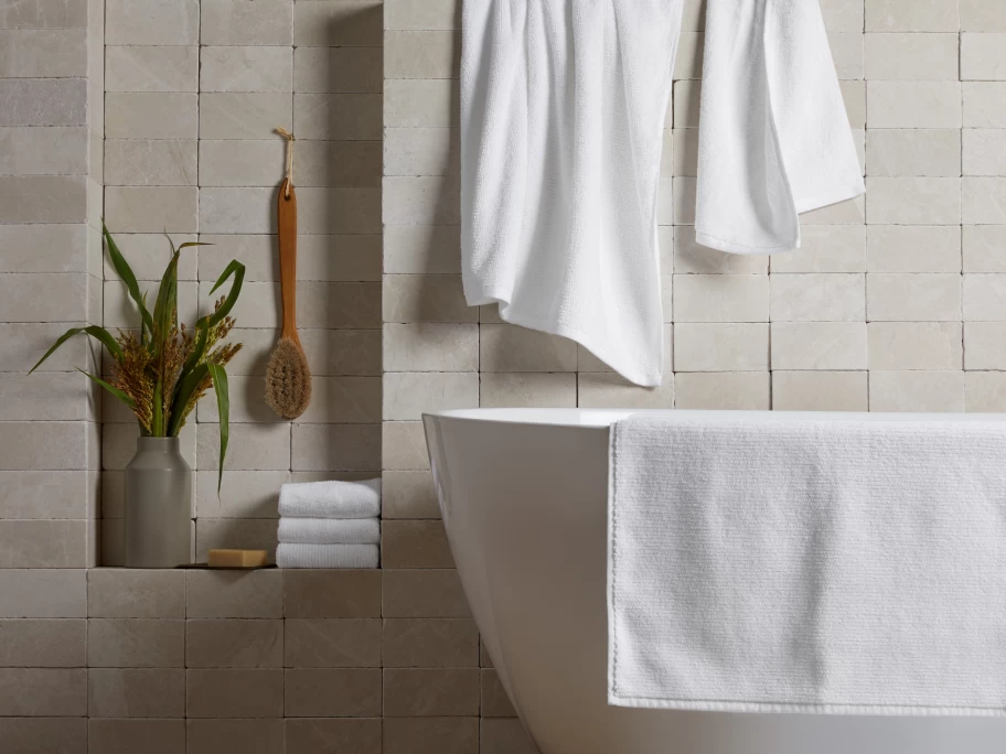 Parachute Organic Cotton Bath Towel Set - 2-Piece Plush & Eco-Friendly Bundle