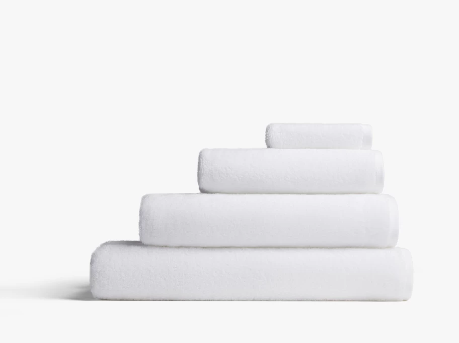 Parachute Featherweight Plush Towels - Ultra Soft & Lightweight Luxury Bath Towels