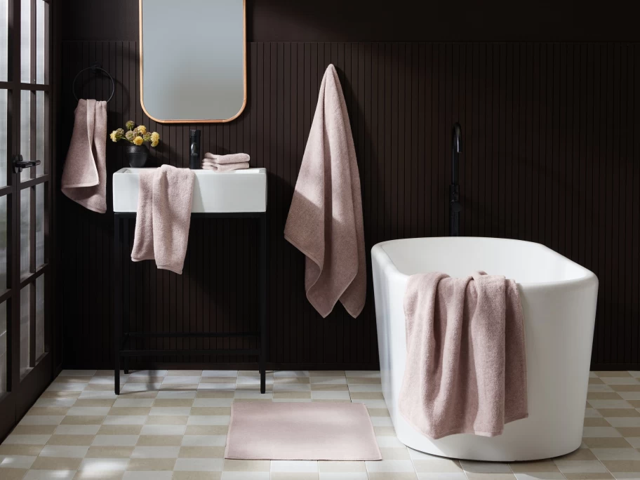 Parachute Featherweight Plush Bath Mat - Super Soft & Absorbent Tub Mat for Luxury Bathrooms