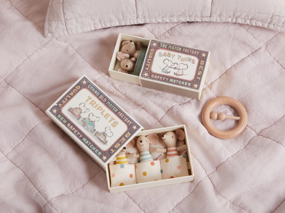 Parachute Matchbox Miniature Baby Mice Triplets Toy - Collectible Tiny Animal Figures