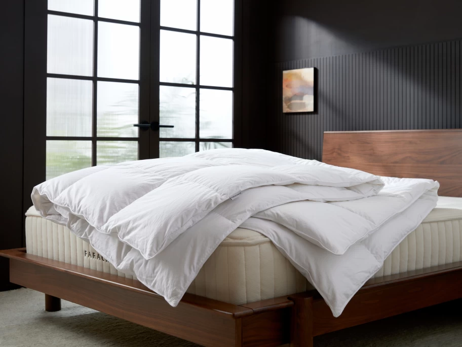 Parachute Down Mattress Pad - Premium Quality, Hypoallergenic & Comfortable Bed Topper